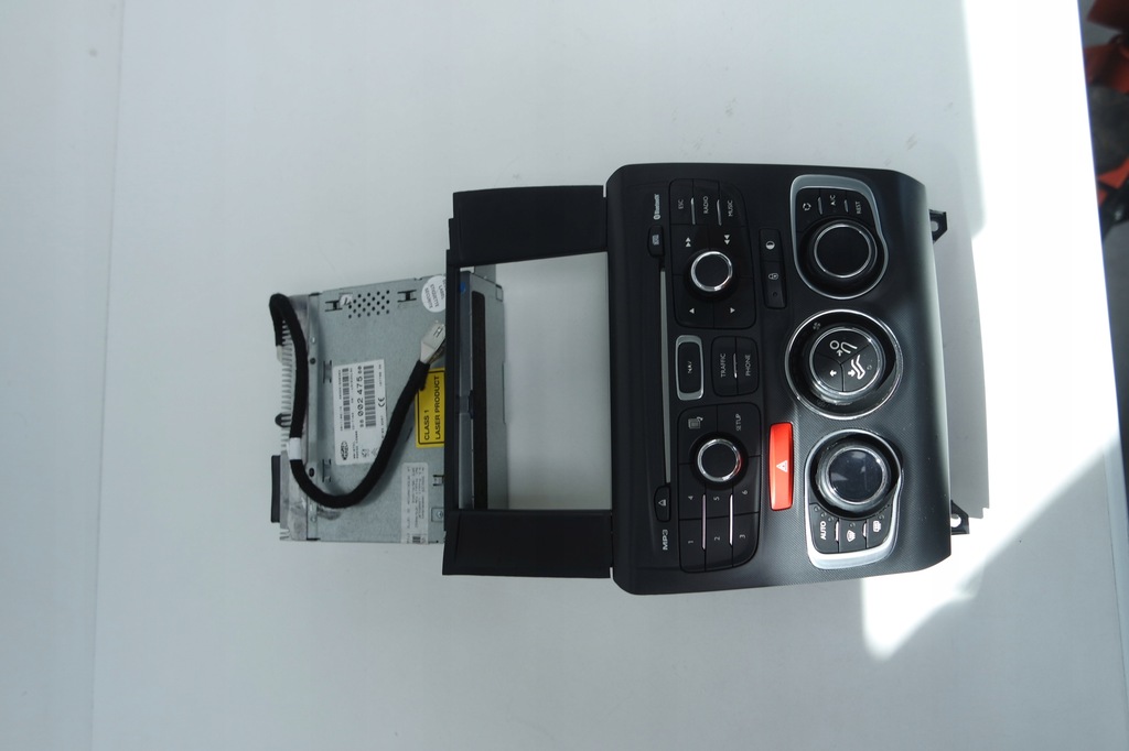 фото №12, Радио навигация дисплей навигации citroen c4 ii b7 ds4