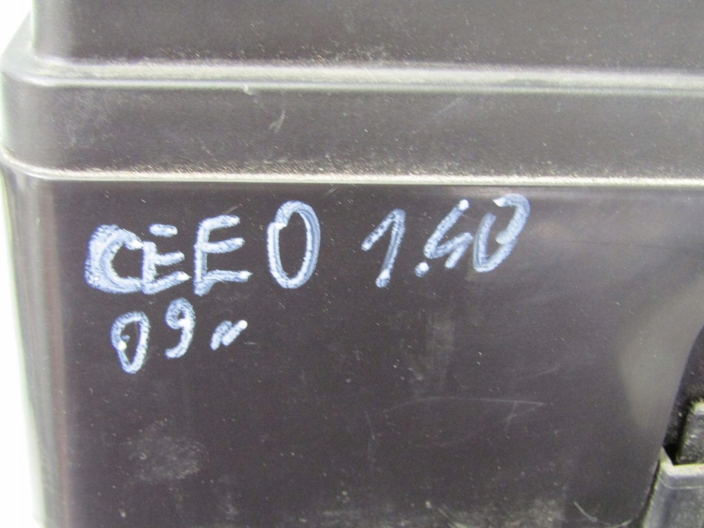 фото №10, Ceed i 1.4 09r коробка предохранителей корпус 91950-1h020