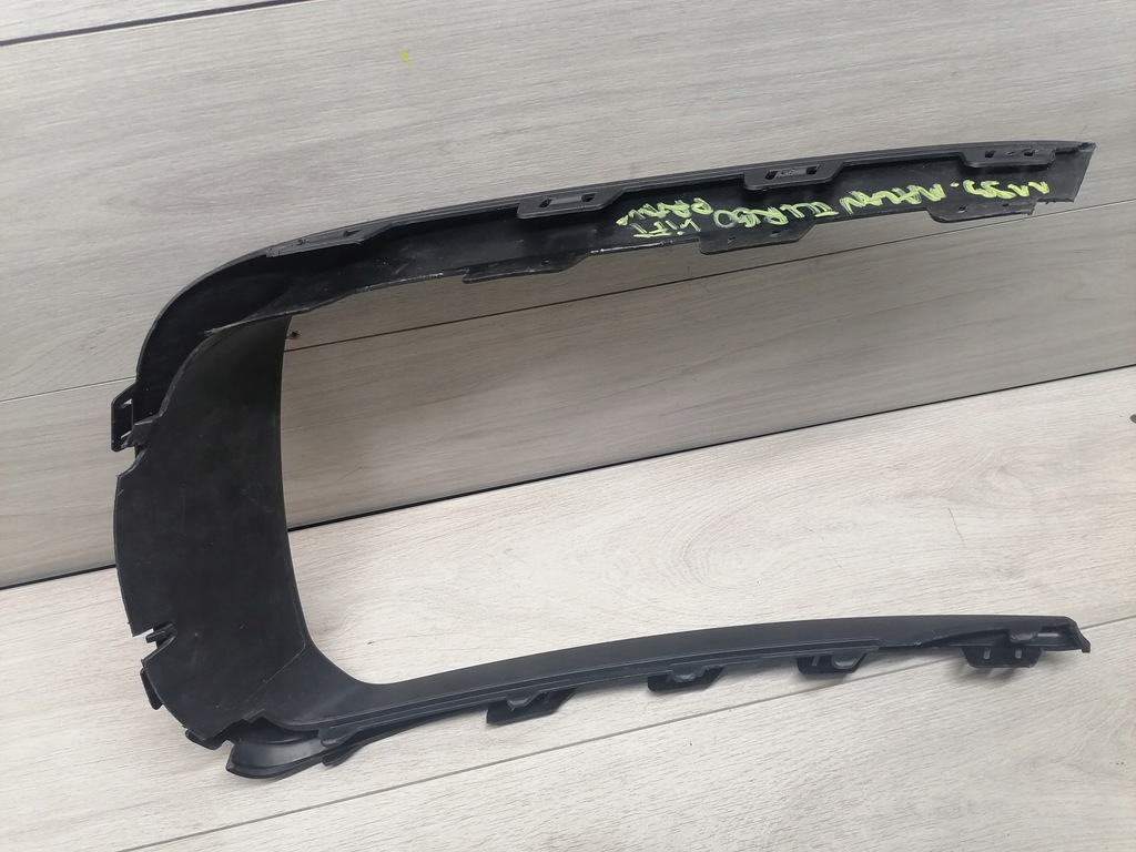 фото №8, Macan turbo lift заглушка бампер правая 95b807820g