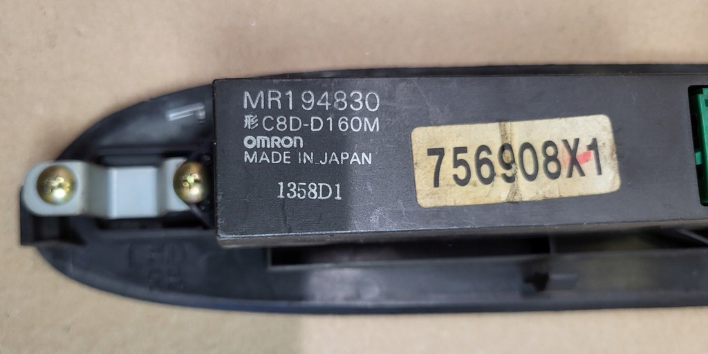 фото №8, Панель переключатель окон корпус mitsubishi colt mr194830 c8d-d160m оригинальный номер eu