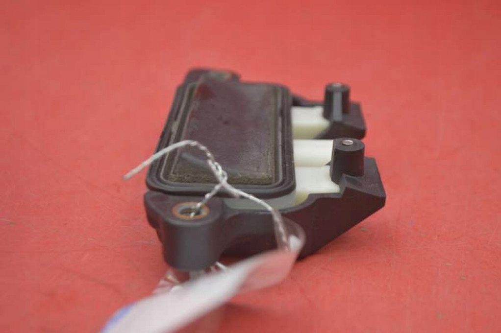 Ручка кришки задній задній tesla model s 12-20 Недорого