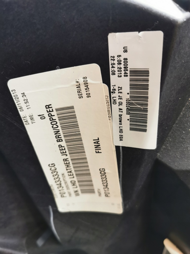 фото №10, Jeep grand cherokee wk2 консоль коричневая оригинальная