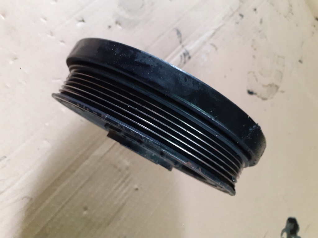 фото №1, Шків bmw 2.0d 7799153 e60 e90