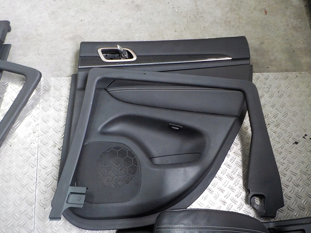 фото №7, Grand cherokee wk2 сиденья комплект обивка