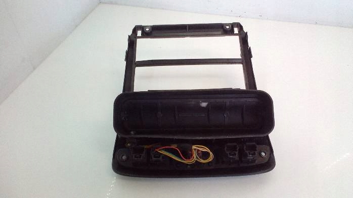 фото №6, Ґрати обдув консоль peugeot 307 2001r.