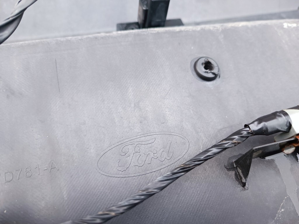 фото №15, Бампер задняя задний ford mustang 2010-2012 kompletny