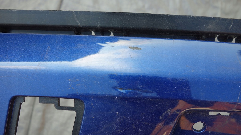 фото №8, Volvo c30 r-design накладка накладка-спойлер бампера задняя