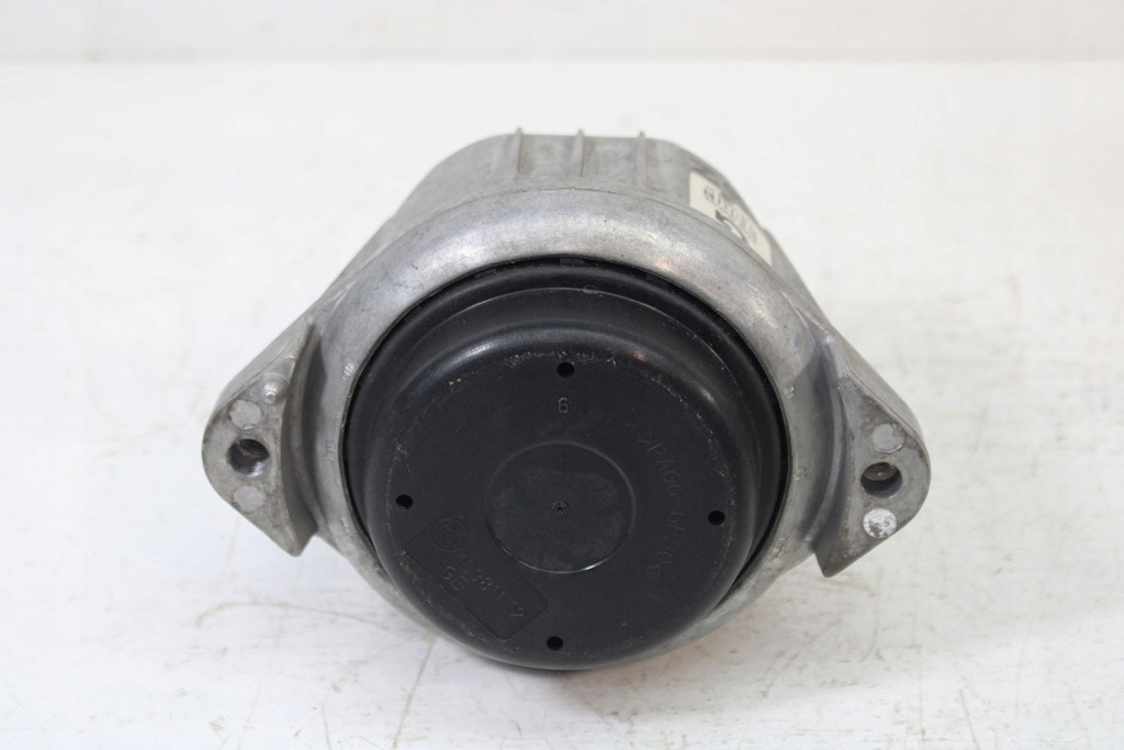 Bmw x1 e84 подушка двигателя 6768800 6768799 22116768800 22116768799 2.0 die Цена