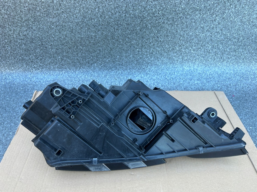 Купити Фара ліва передня skoda octavia 3 рестайлінг  full led 5e1941015d poznań