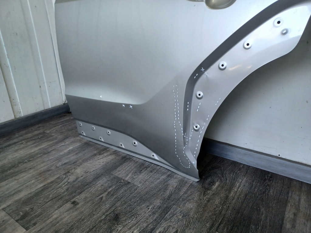 фото №8, Дверь ---- subaru solterra toyota bz4x ---- задние левая ----