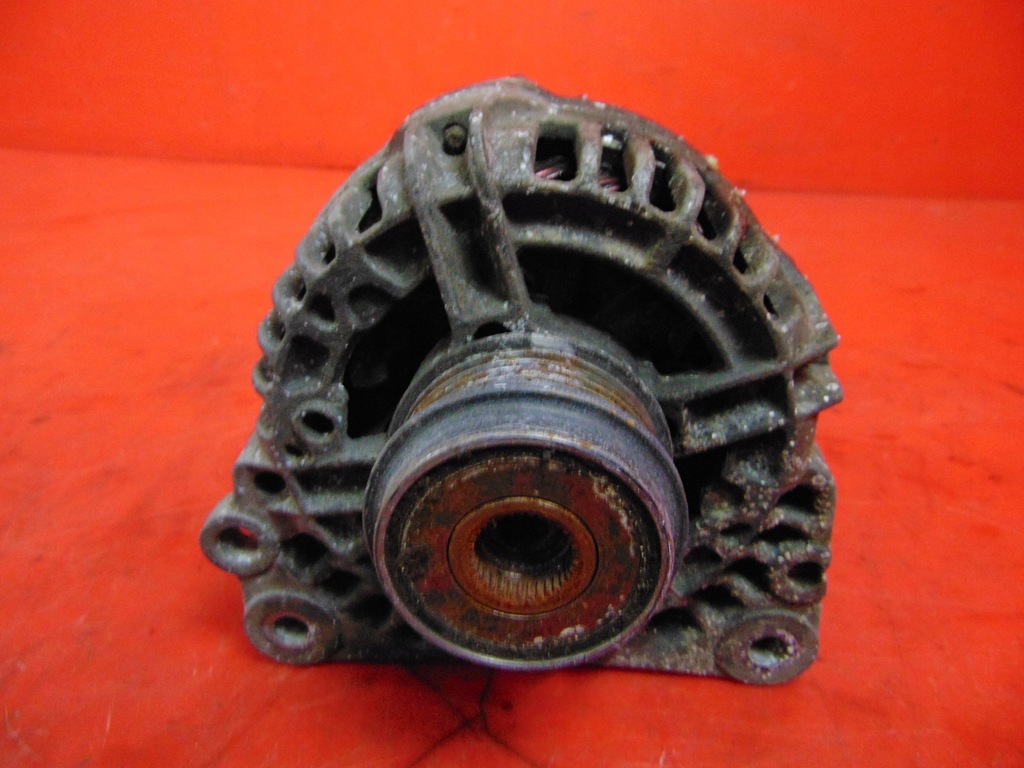 фото №1, Vw passat b5 golf iv 1.9 tdi audi a3 8l генератор