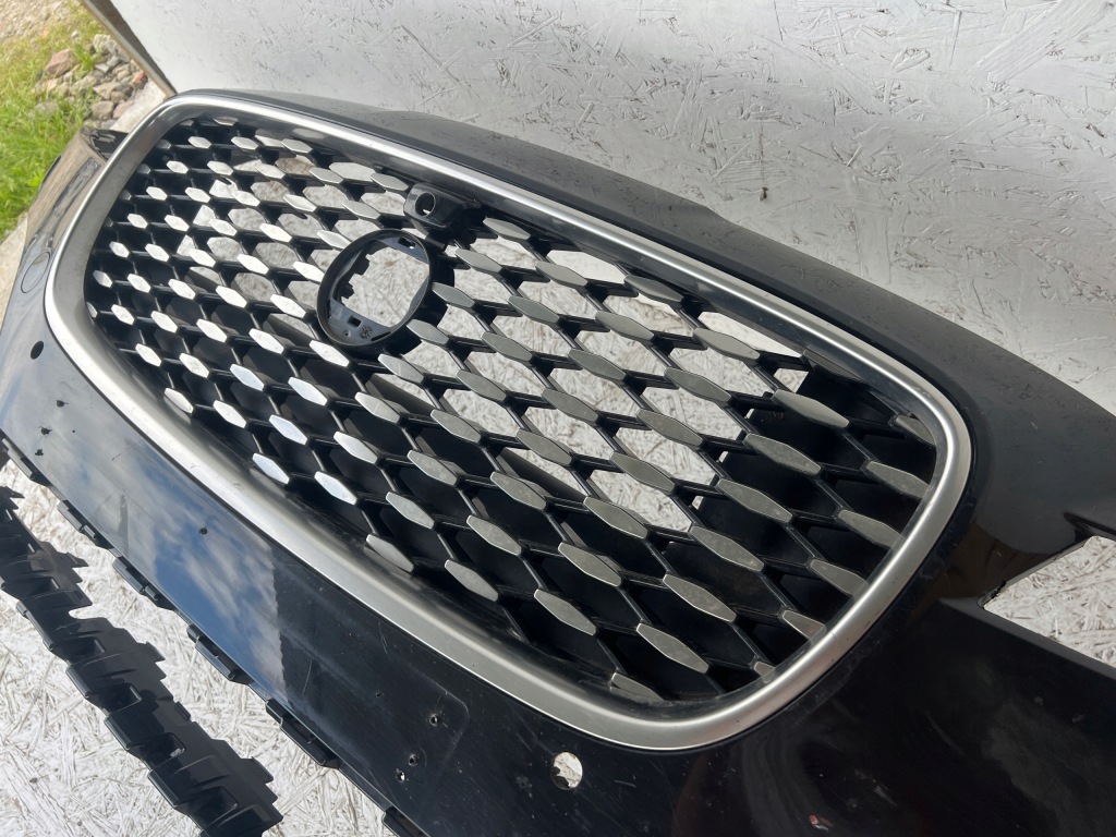 Бампер перед передний jaguar xf x60 lift fl r-dynamic sport + решётка радиатора Оригинал