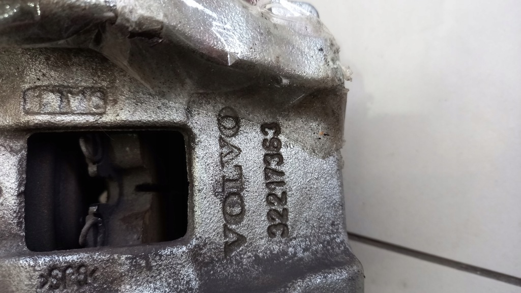 фото №4, Супорт задня задній лівий 32217363 volvo xc90 ii