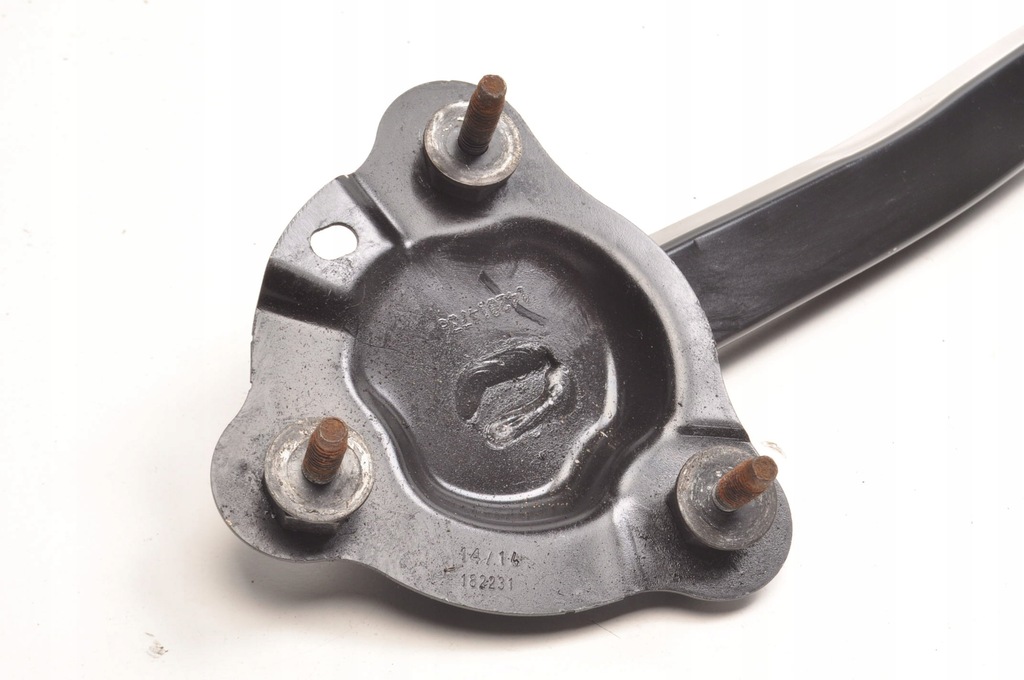 фото №8, Volvo v40 ii балка розпірка чашка болти 31349965