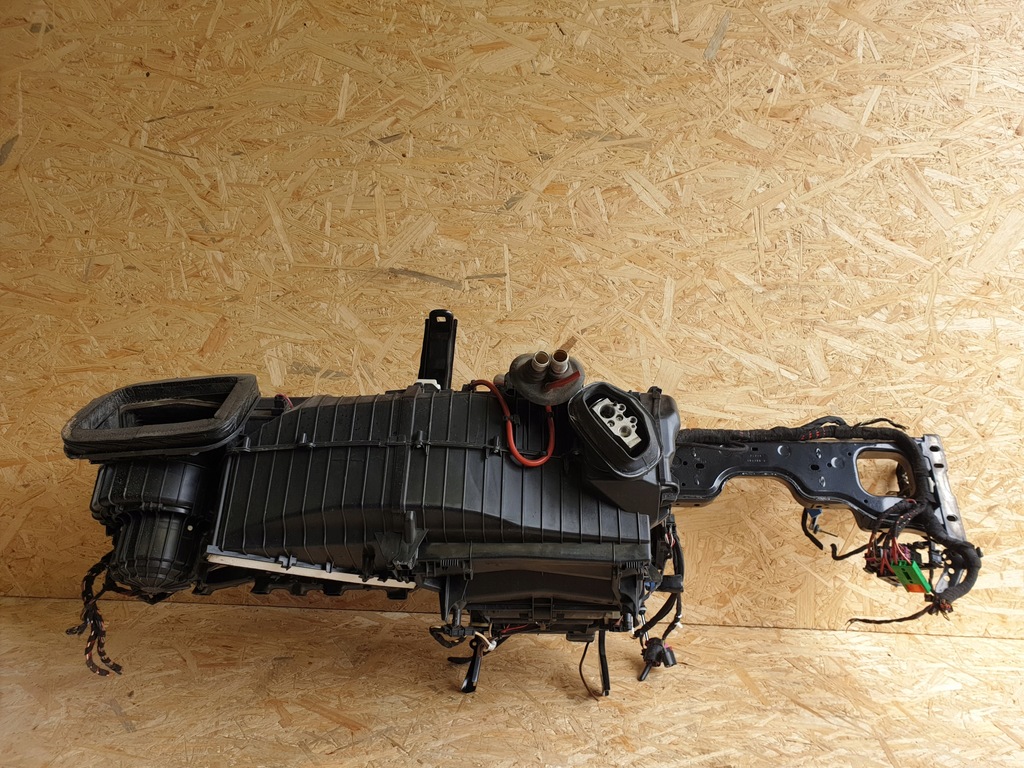 фото №11, Porsche macan 95b каркас обігрівач комплект 8t1820005s