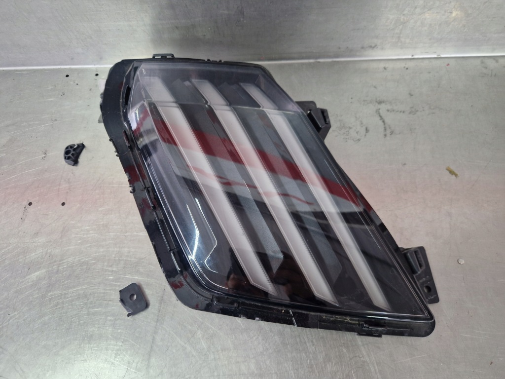 Купить Rr peugeot 208 2 рестайлинг  фара led drl правый перед 9851053980