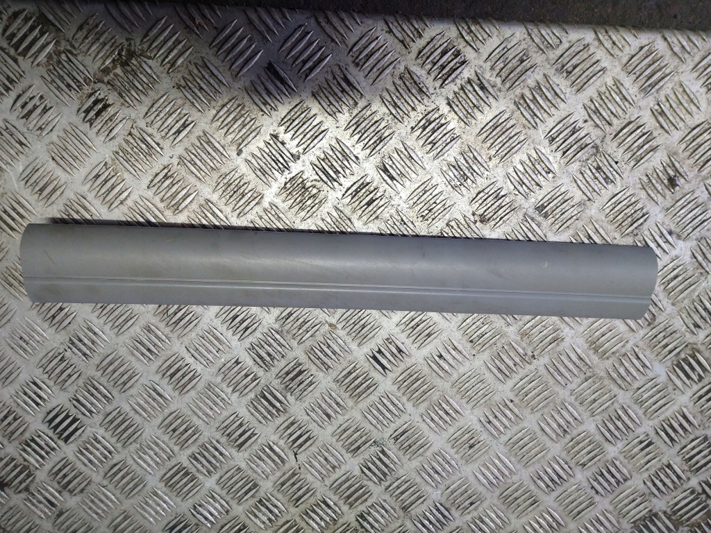 Bmw e46 молдинг порог накладка внутренняя Цена