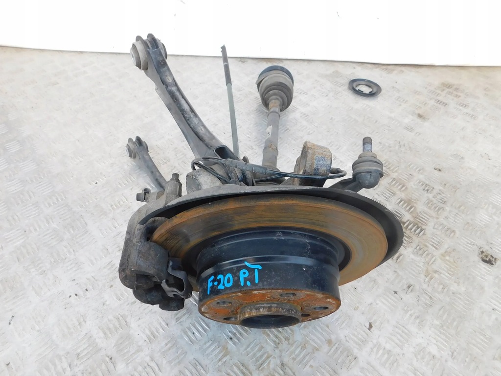 фото №1, Поворотный кулак рычаг правый задний bmw 1 f20