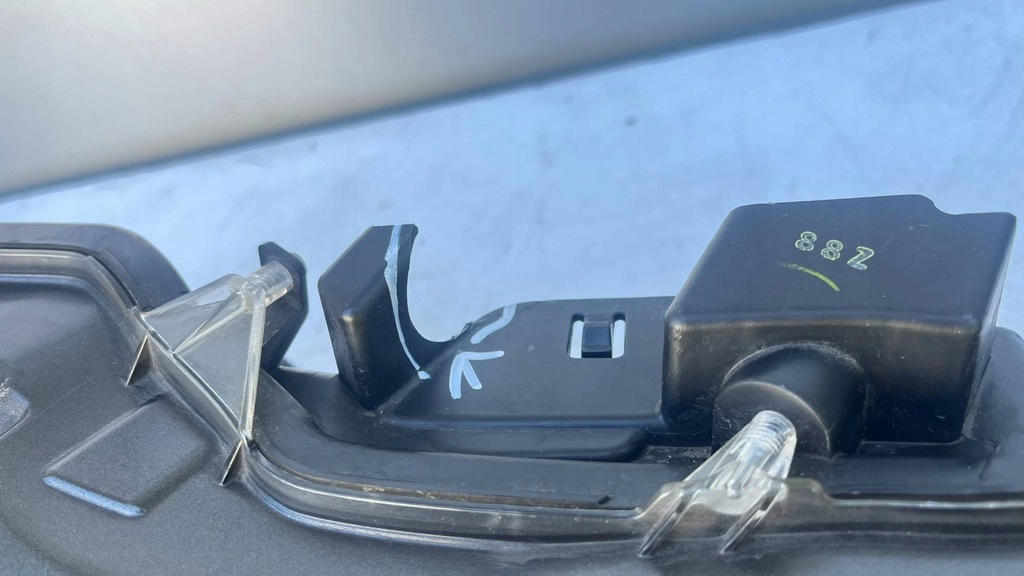 фото №3, Lexus nx i od 2014 лампа drl led левый перед