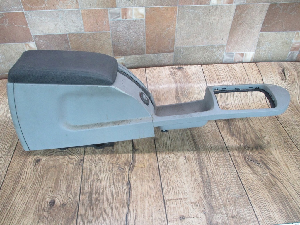 фото №8, Підлокітник тунель середній vw new beetle i 98-05r. оригінал 1c