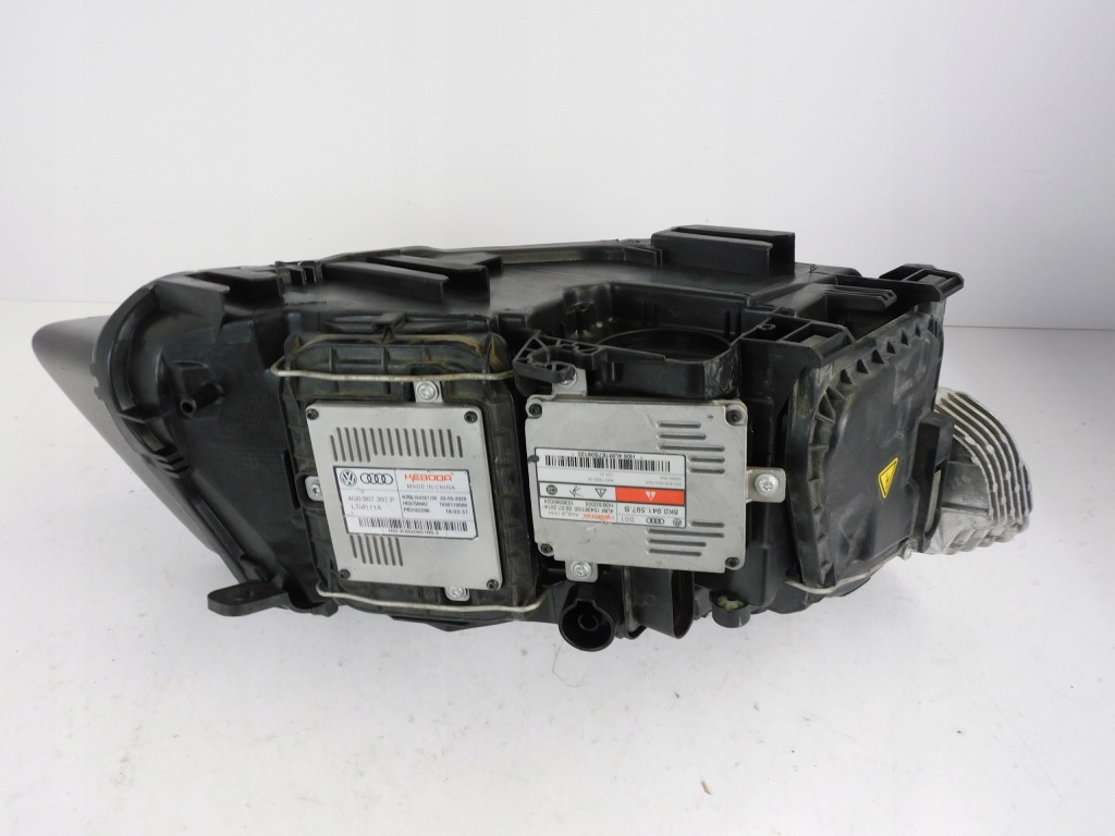 Audi q5 8r рестайлінг  фара ліва ксенон led ідеальна комплектна 8r0941005e америка в Україні