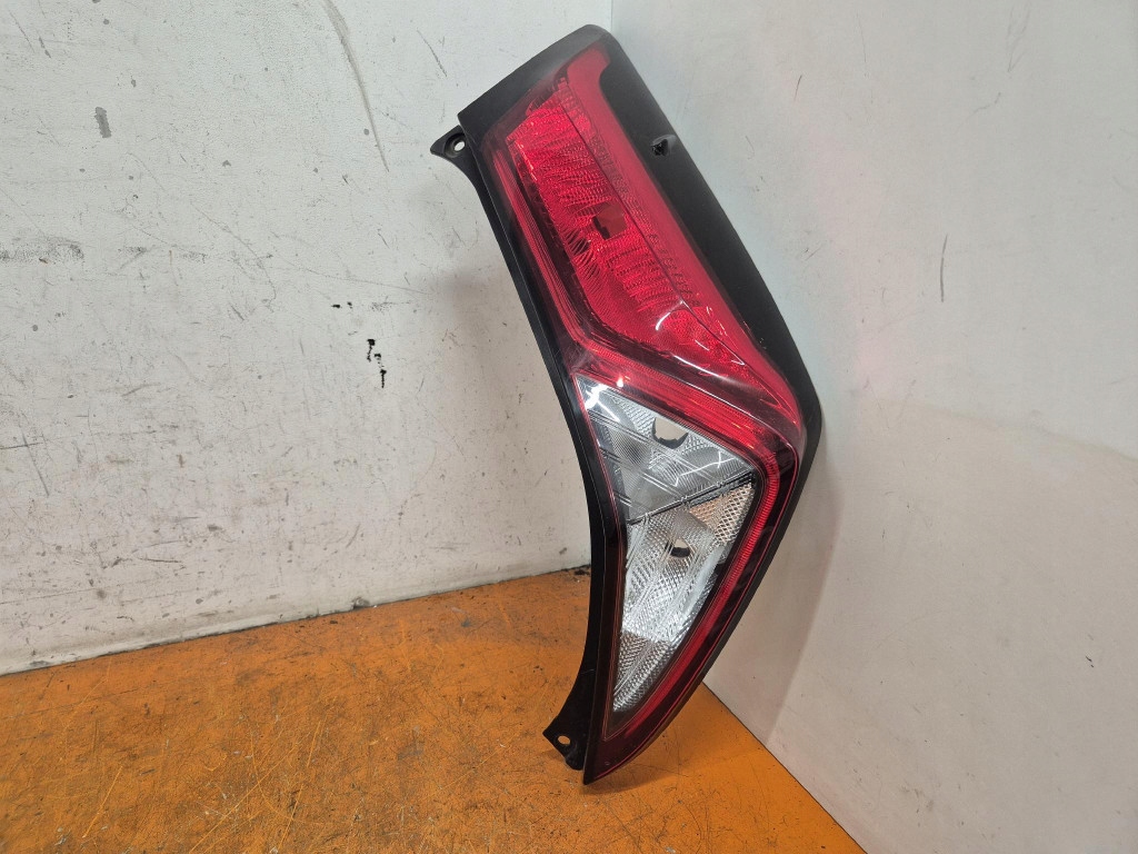 фото №1, Toyota aygo ii lift 18- лампа задняя правая наружная ylna