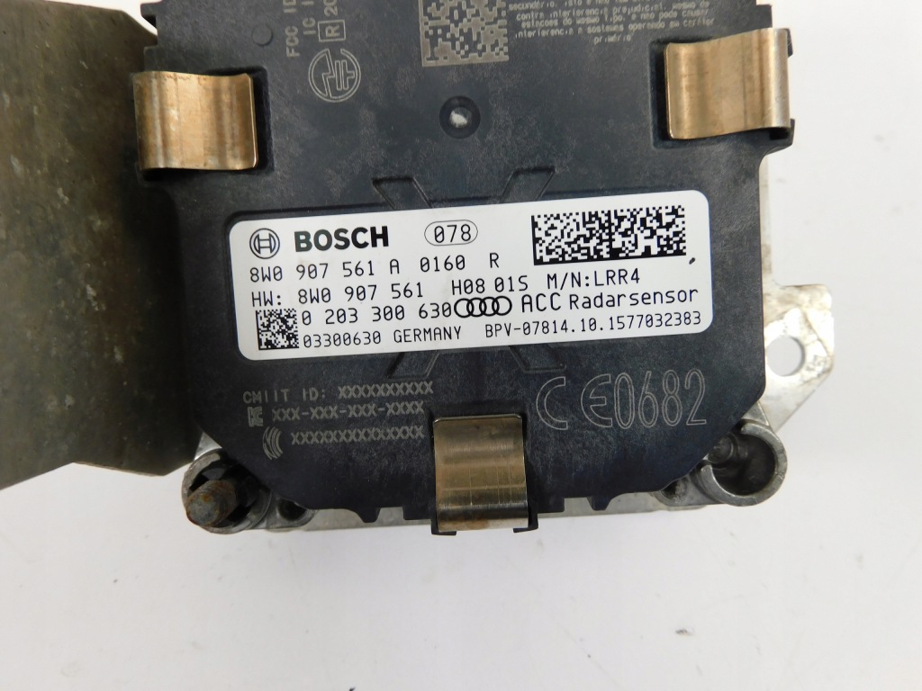 фото №4, Audi a4 a5 8w радар dystronic правый 8w0907561a
