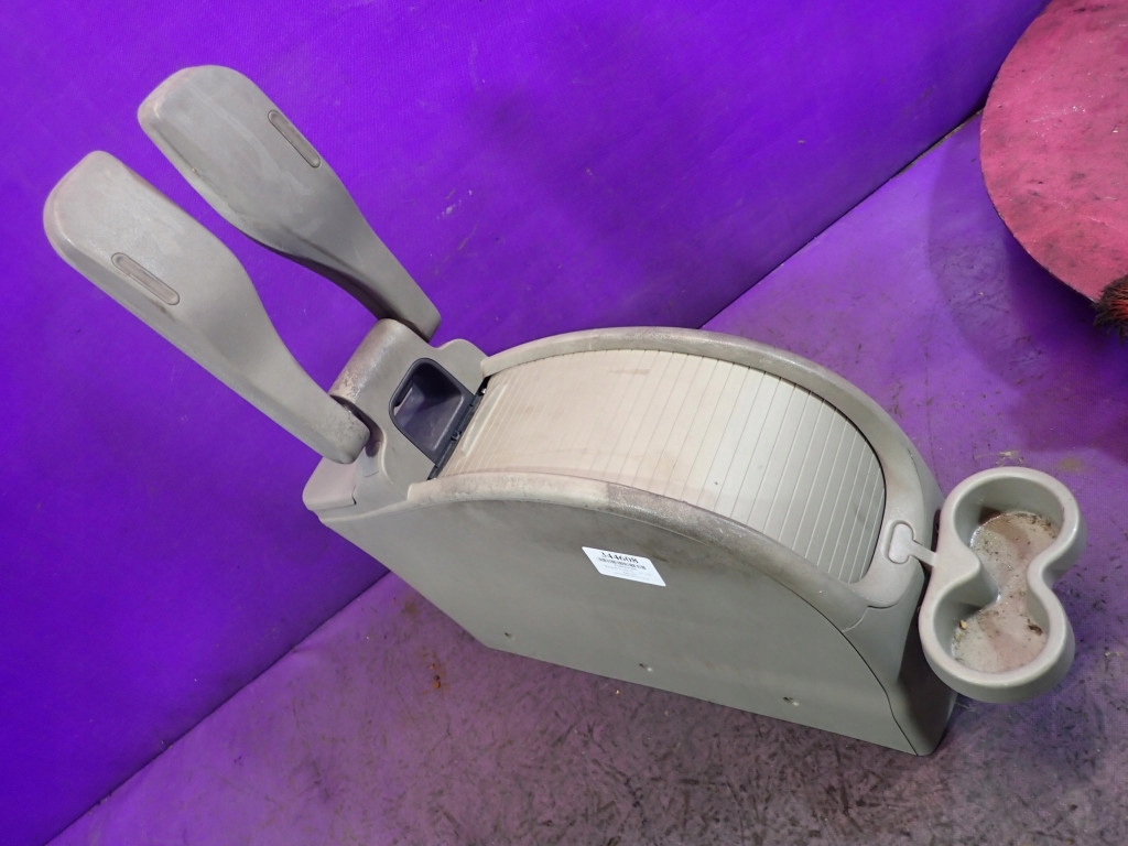 фото №5, Renault scenic ii grand 03-06 подлокотник туннель средний