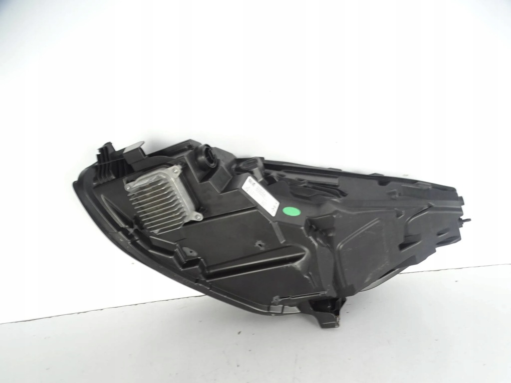 Купить Фара перед передняя правый  tesla y full led 2020+