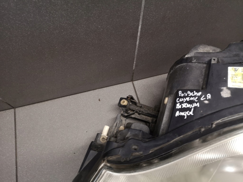 фото №9, Лампа левый перед bixenon porsche cayenne uk