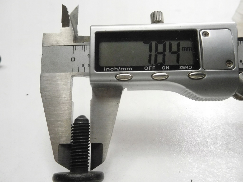 фото №7, Болт кронштейн сиденья задняя fiat grande punto оригинальный номер 55702493