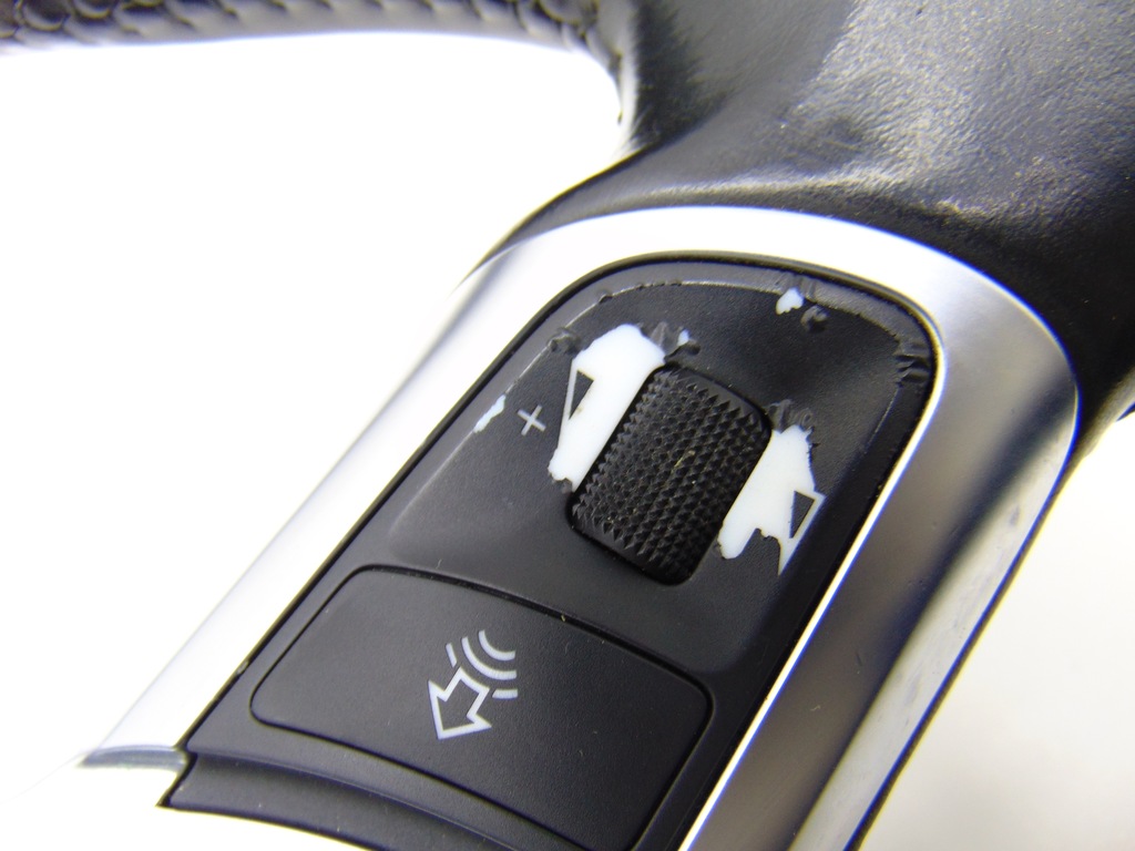 фото №7, Воздуховод мультифункция кожа кожаный срезанная audi a3 8p tt 8j 8j0419091b