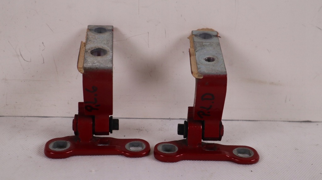 фото №1, Volvo xc40 петлі двері лівих перед 725