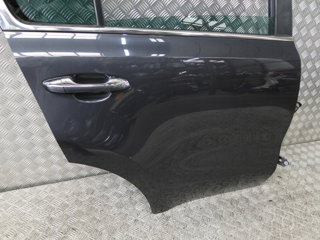 фото №4, Двері правий задня kia sportage iv e5b