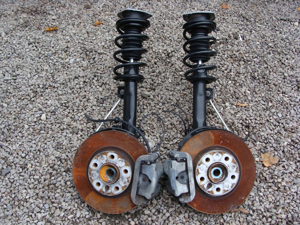 фото №1, Поворотный кулак амортизатор левый mini countryman r60 !!