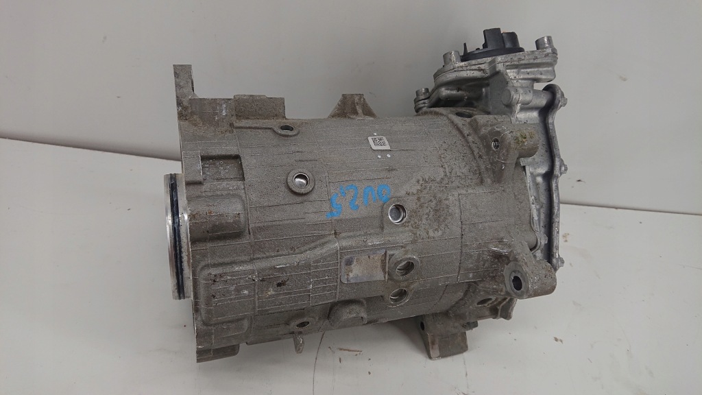 Bmw 2 f45 mini coutryman f60 гібрид двигун elektr Оригінал