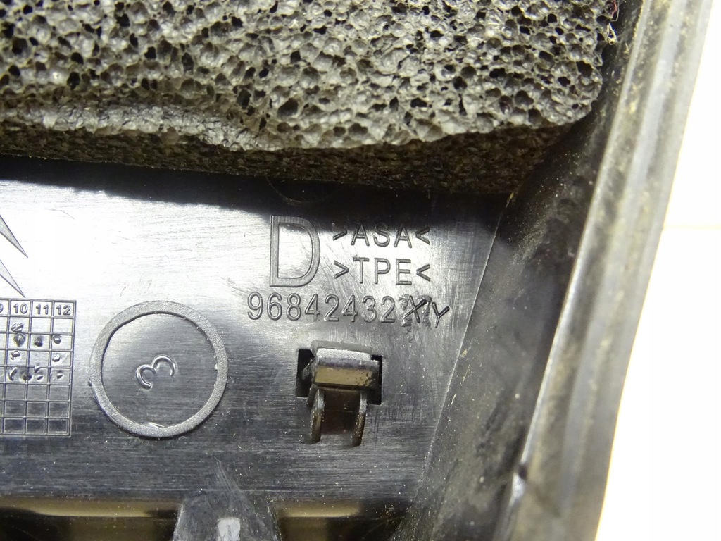 фото №5, Peugeot 3008 треугольник правый защита крыла 96842432