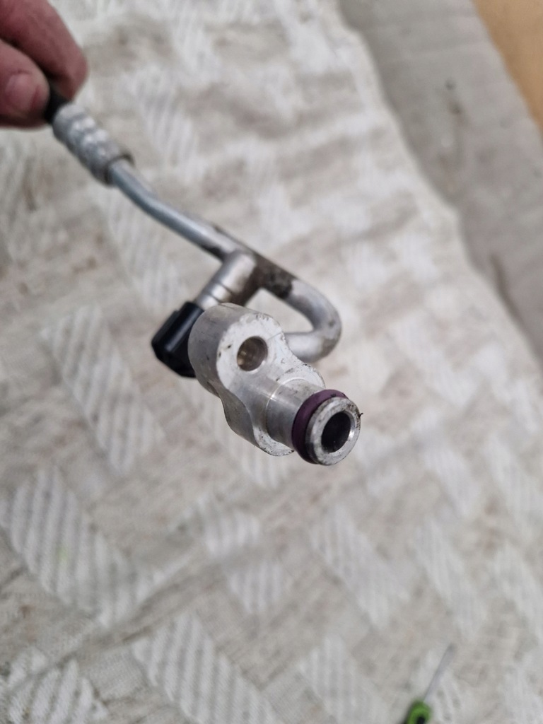 фото №4, Mercedes w218 cls шланг кондиционера