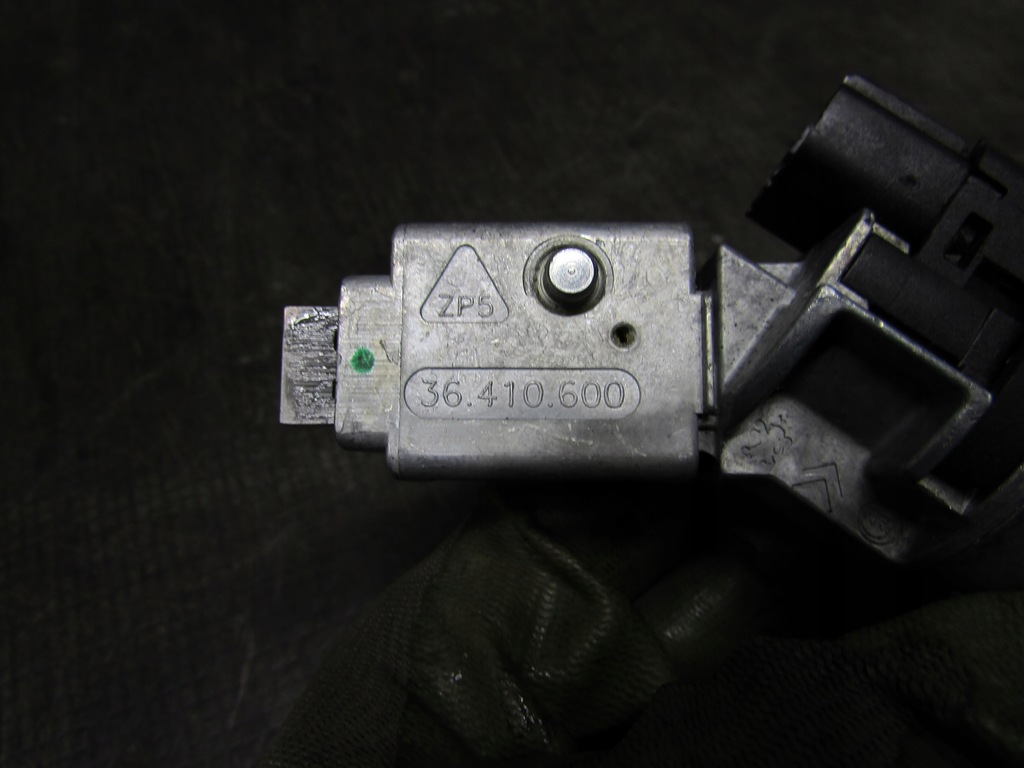 фото №10, Замок запалювання peugeot 5008 09-14r