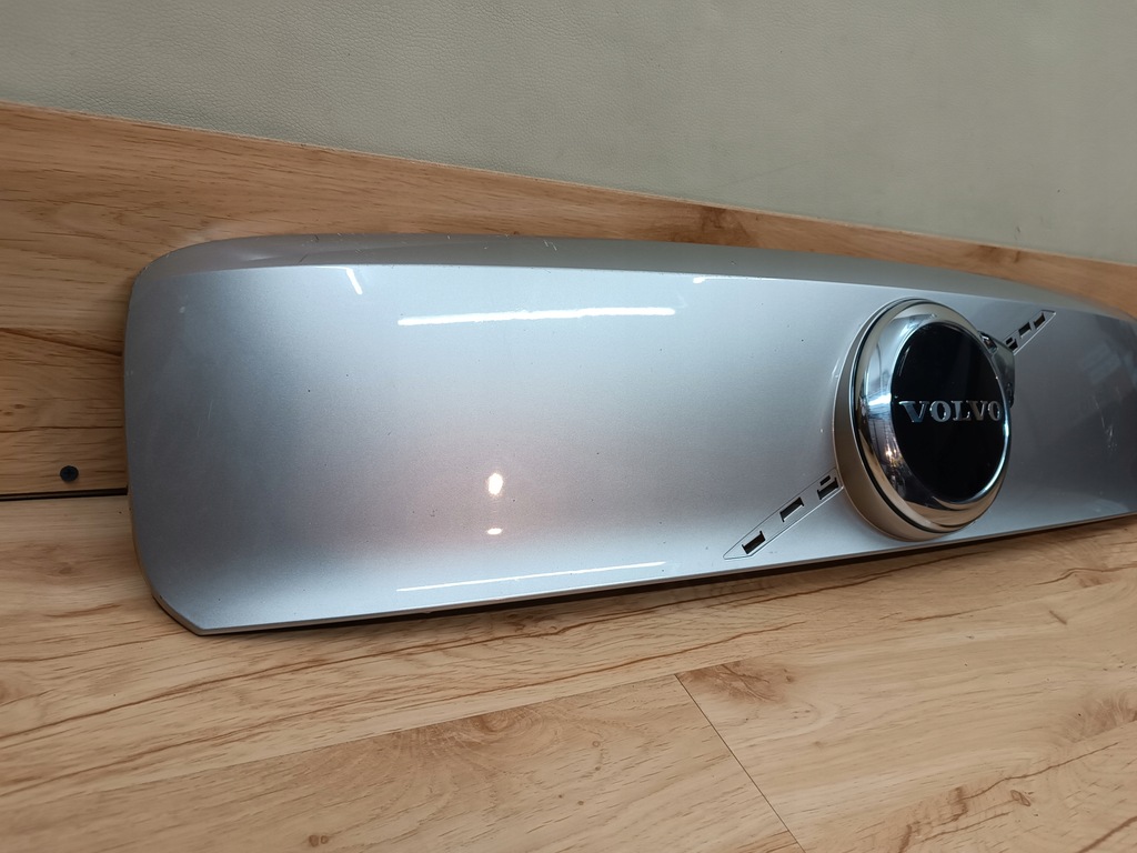 фото №2, Volvo c40 xc40 ev решётка радиатора решётка радиатора pod радар эмблема 32337601