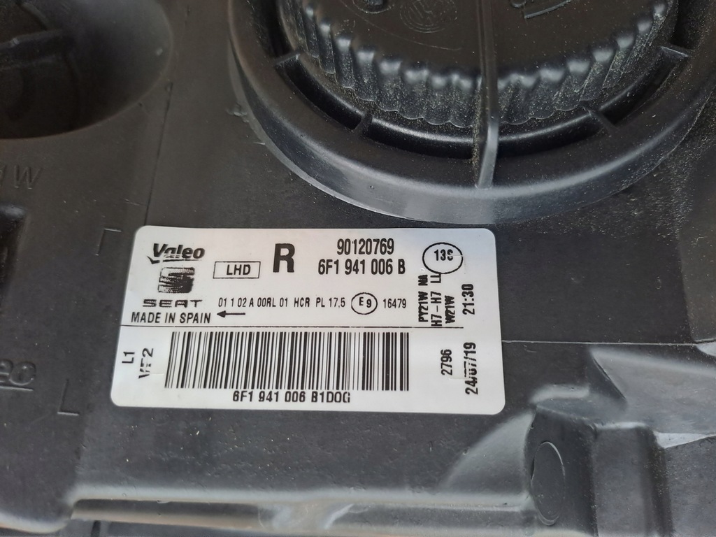 фото №7, Seat ibiza 5 v правая лампа 6f1941006b б/у