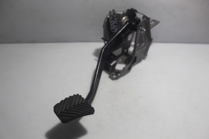 фото №3, Педаль зчеплення kia rio iv 1.2