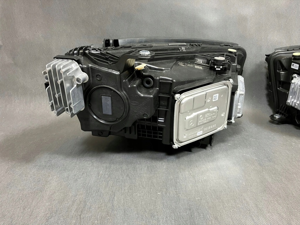 фото №13, Mercedes glc w254 x254 254 лампа лампы digital левая правая комплект nowe !