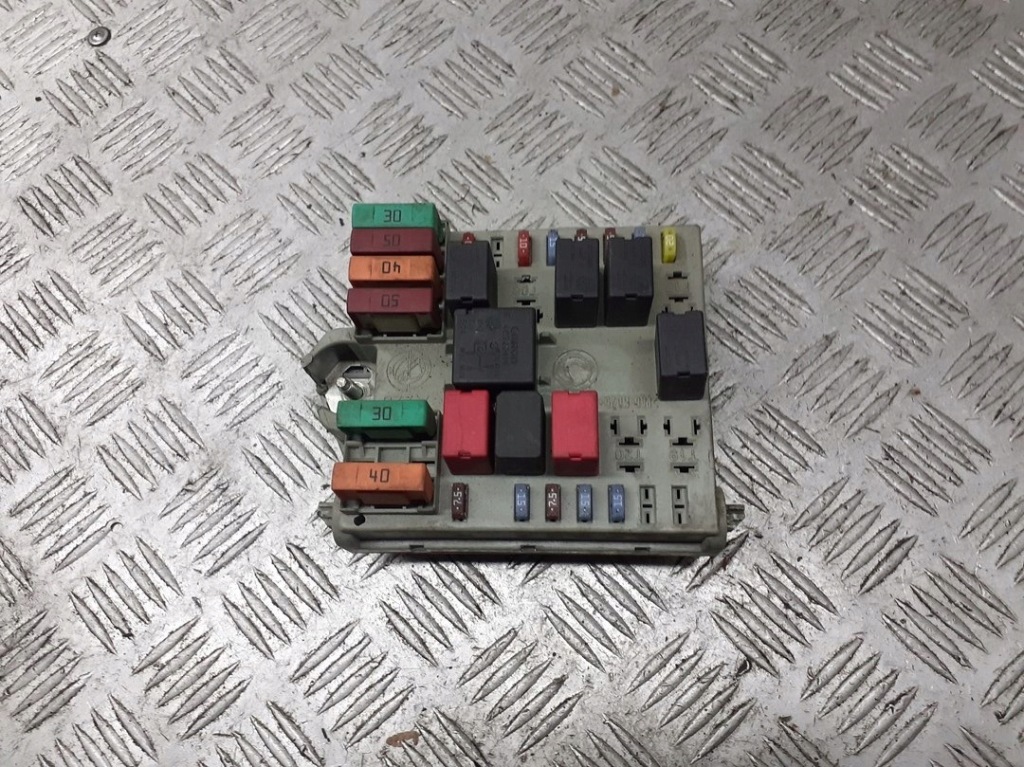 фото №1, Коробка запобіжників alfa 147 1.6 51742419