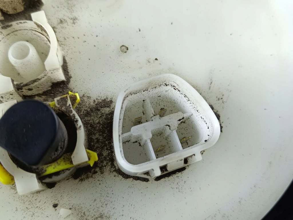 фото №7, 2015 lexus lx 570 насос пального 7702060342