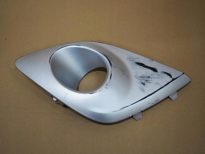 фото №2, Решітка бампера правий перед renault scenic iii