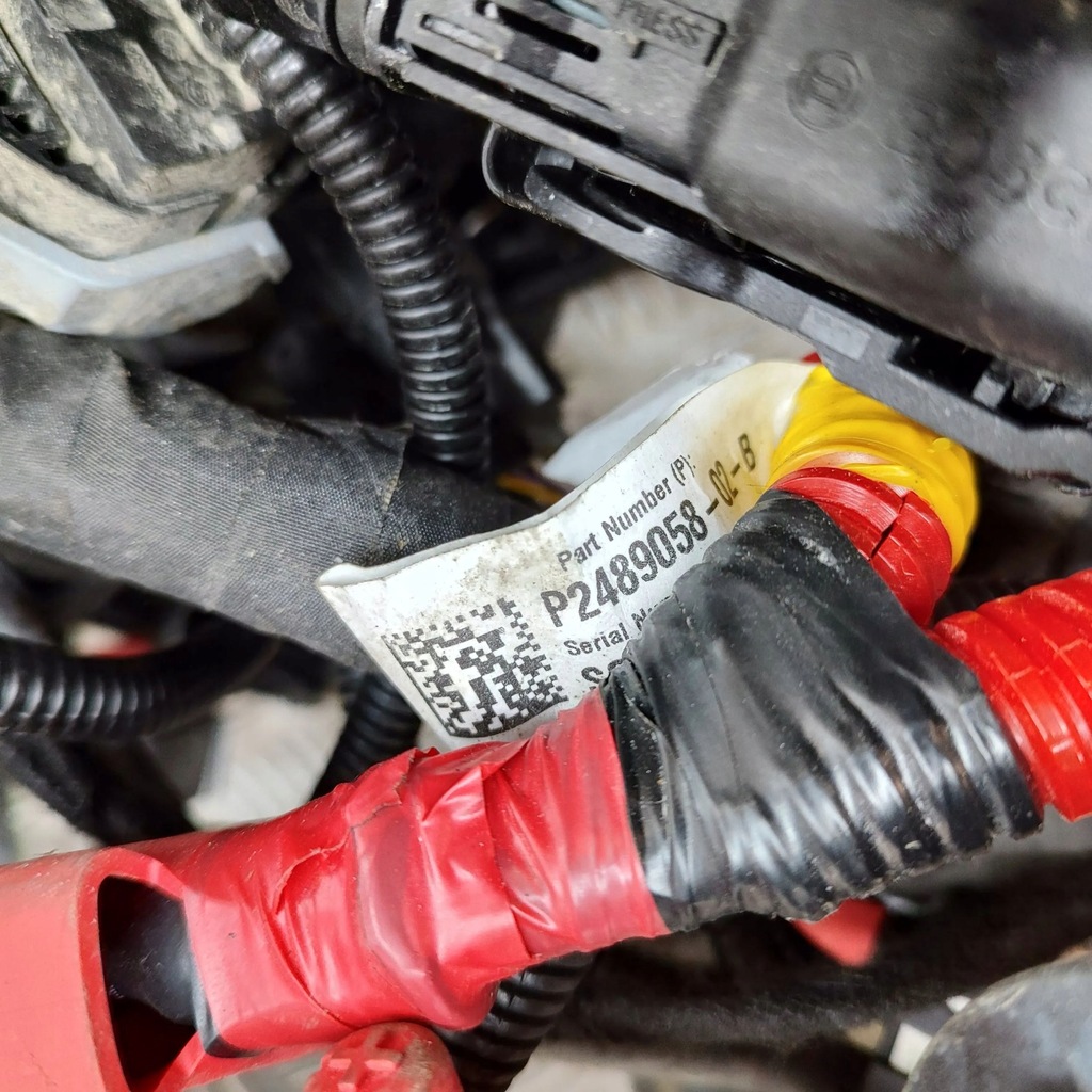 фото №9, Tesla model y 2023 другая жгут трубопровод / кабели