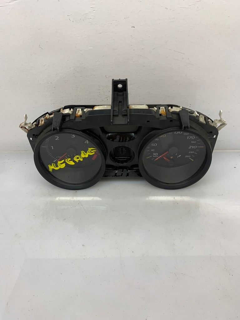 фото №1, Счетчик renault оригинальный номер 8200408785f