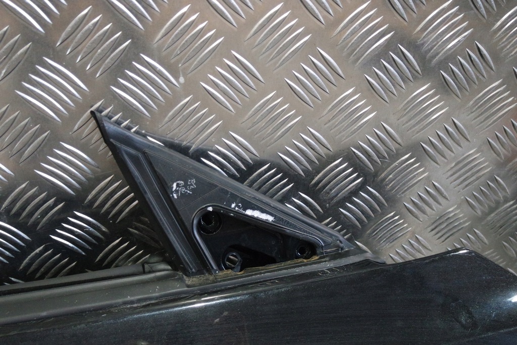 фото №3, Дверь правое ferrari portofino c740