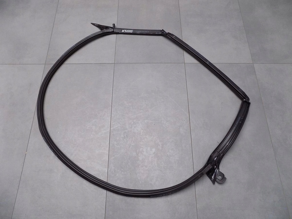 фото №1, Vw arteon прокладка дверь левая задняя 3g8868119p